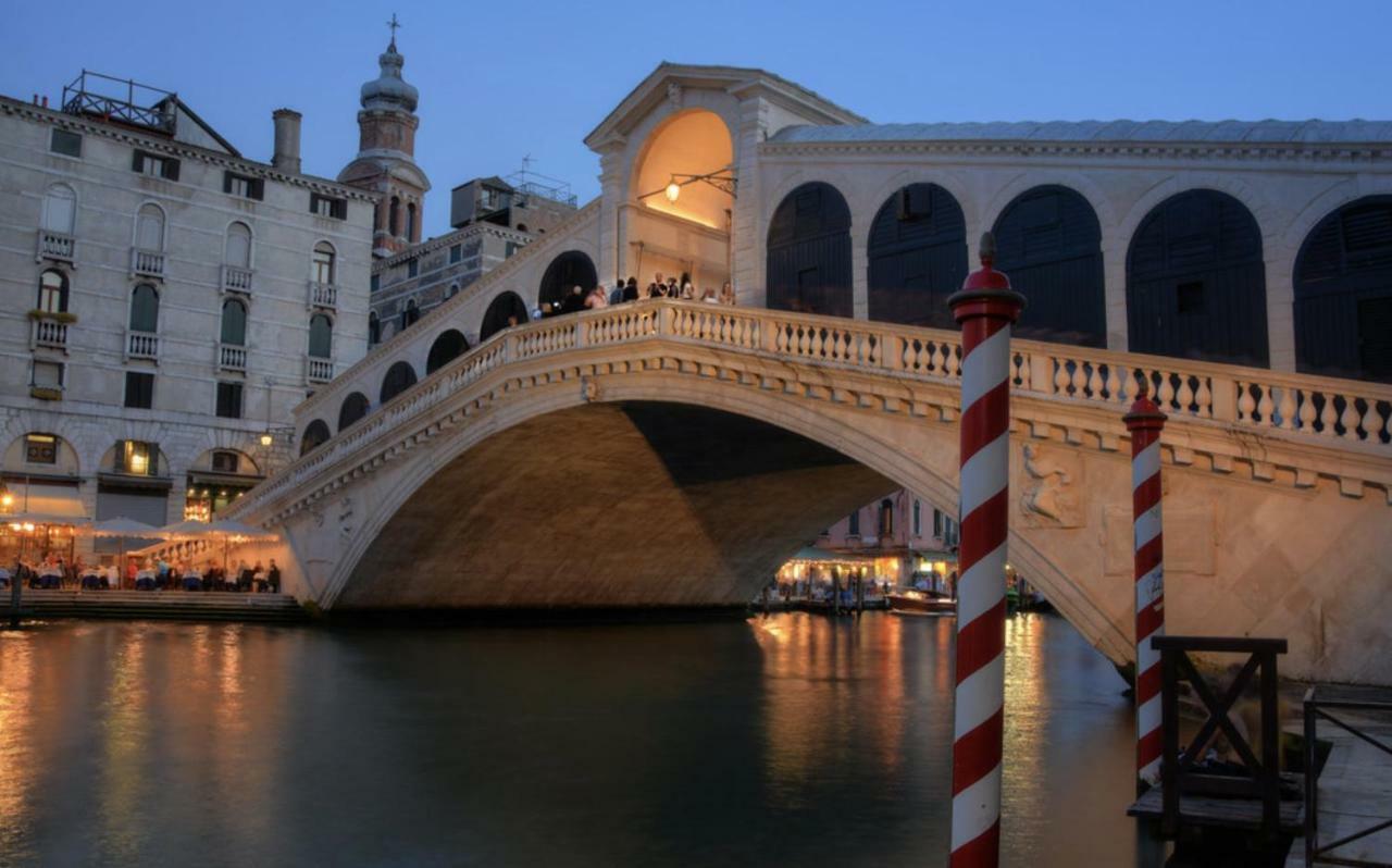 Ca Zulian Amazing Canal View Apartment Venezia Eksteriør bilde